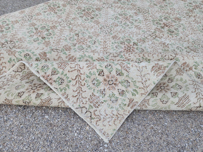 Wool Oushak Rug 6x9: Handwoven Turkish Beige Geometric Rug