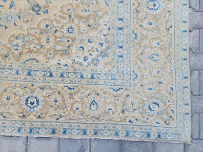 Oversized Vintage Rug 9x13: Hand Knotted Wool, Neutral Blue & Cream