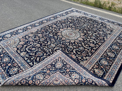 Vintage Oushak Rug 8x11: Hand Woven Turkish Wool Area Rug