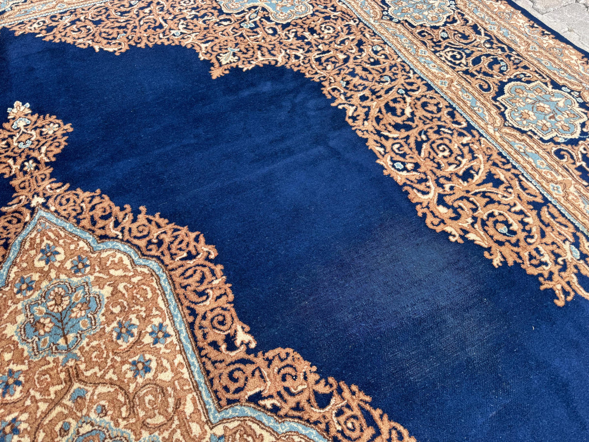 10x13  Vintage Wool Rug, Hand Knotted Turkish Oriental, Neutral Blue Carpet