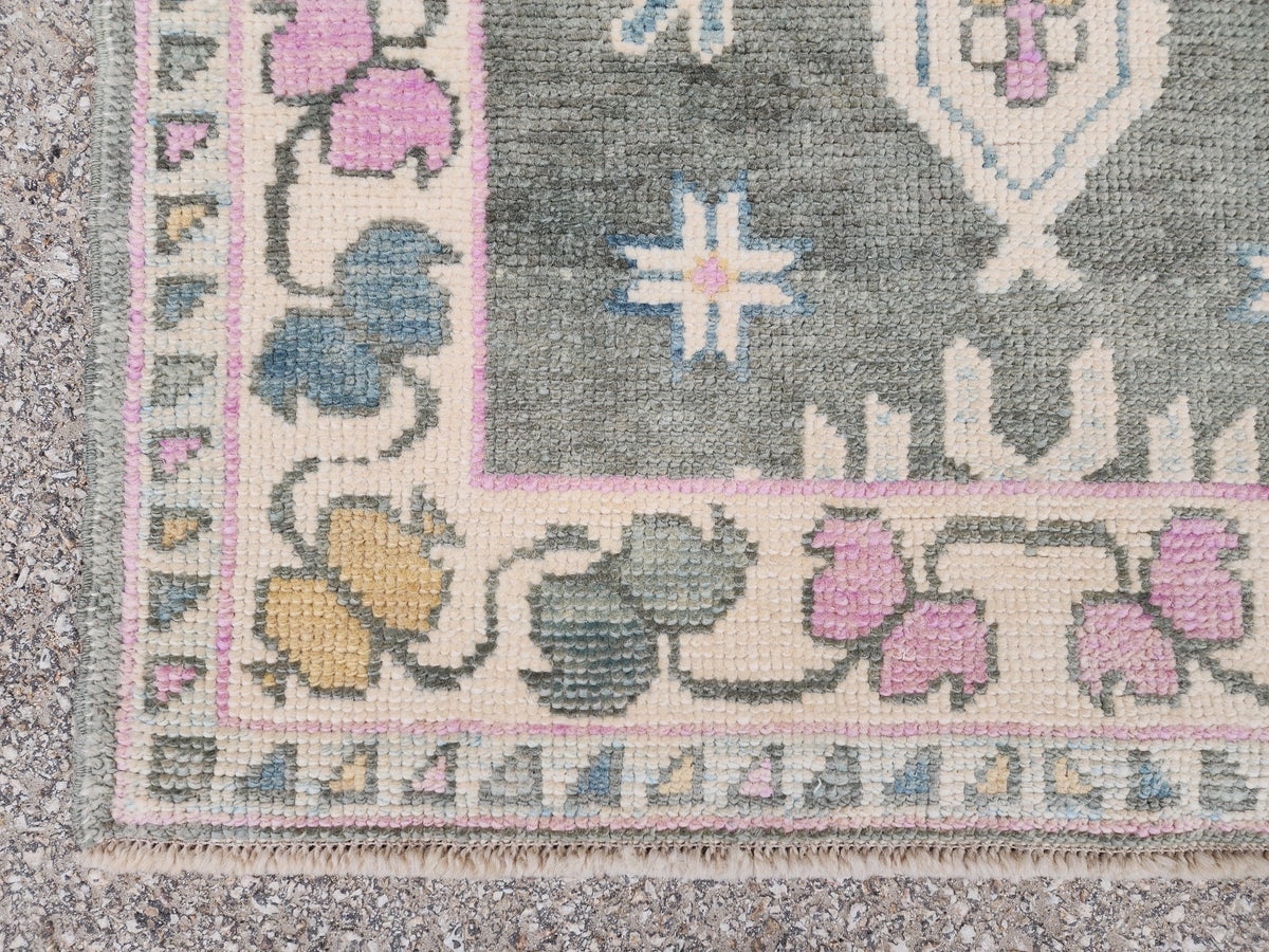 3x5 Oushak Rug: Handwoven Up Cycled Wool, Green Beige Medallion