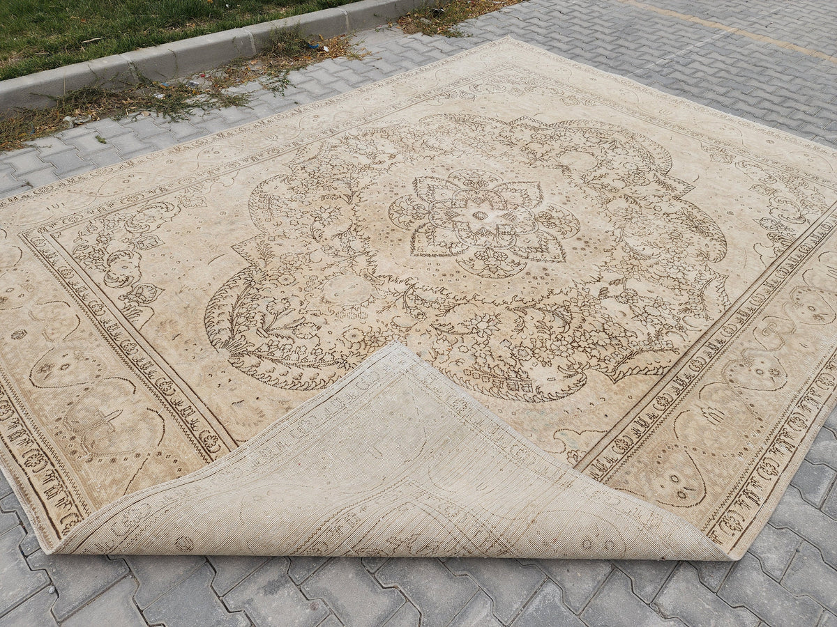 9x12 Vintage Turkish Oushak Rug: Hand Knotted Wool, Gray Cream