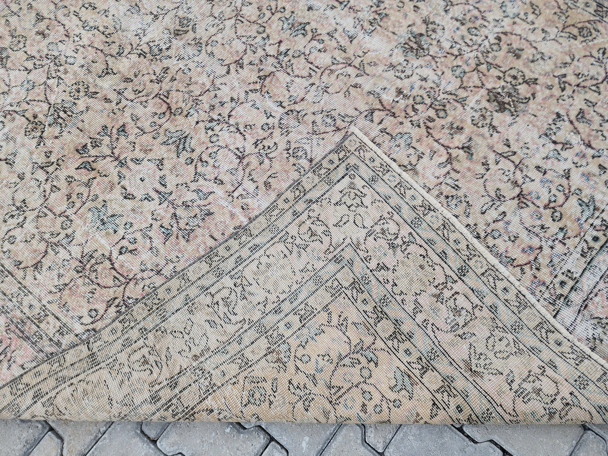 7x10 Vintage Turkish Rug: Beige and Pink Oriental Oushak Rug