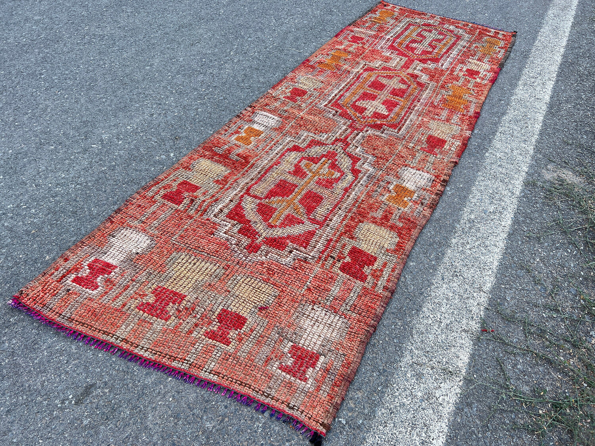 Vintage Herki Runner Rug 3x9: Handcrafted Bohemian Hallway Rug