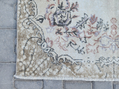 Handwoven Turkish Oushak Rug 3x6: Wool & Cotton Medallion Design