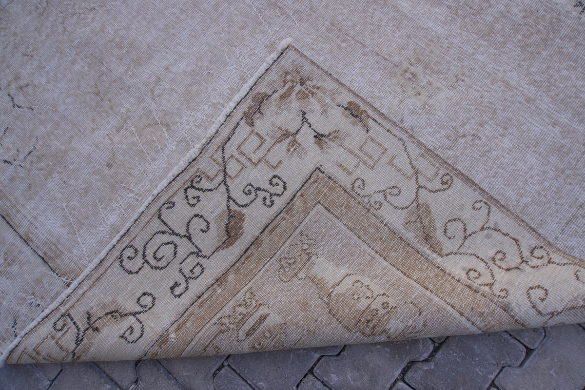 6x9 Handwoven Turkish Oushak Rug: Neutral Beige Wool, Oriental Style