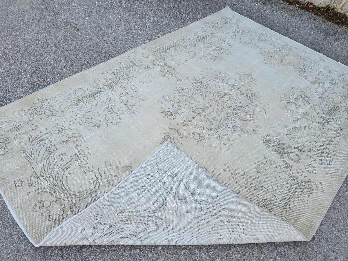 Handwoven Turkish Oushak Rug 6x8: Wool & Cotton Blend