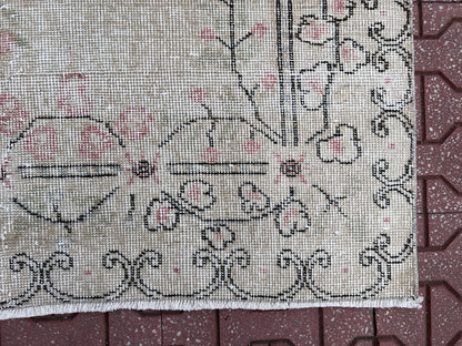 Handwoven Turkish Oushak Rug: 50/50 Wool Cotton Blend