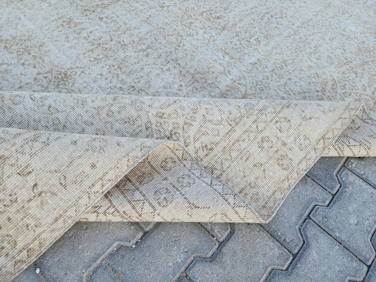 6x10 Vintage Neutral Rug, Turkish Hand Made Oushak Design, Dining Room Decor