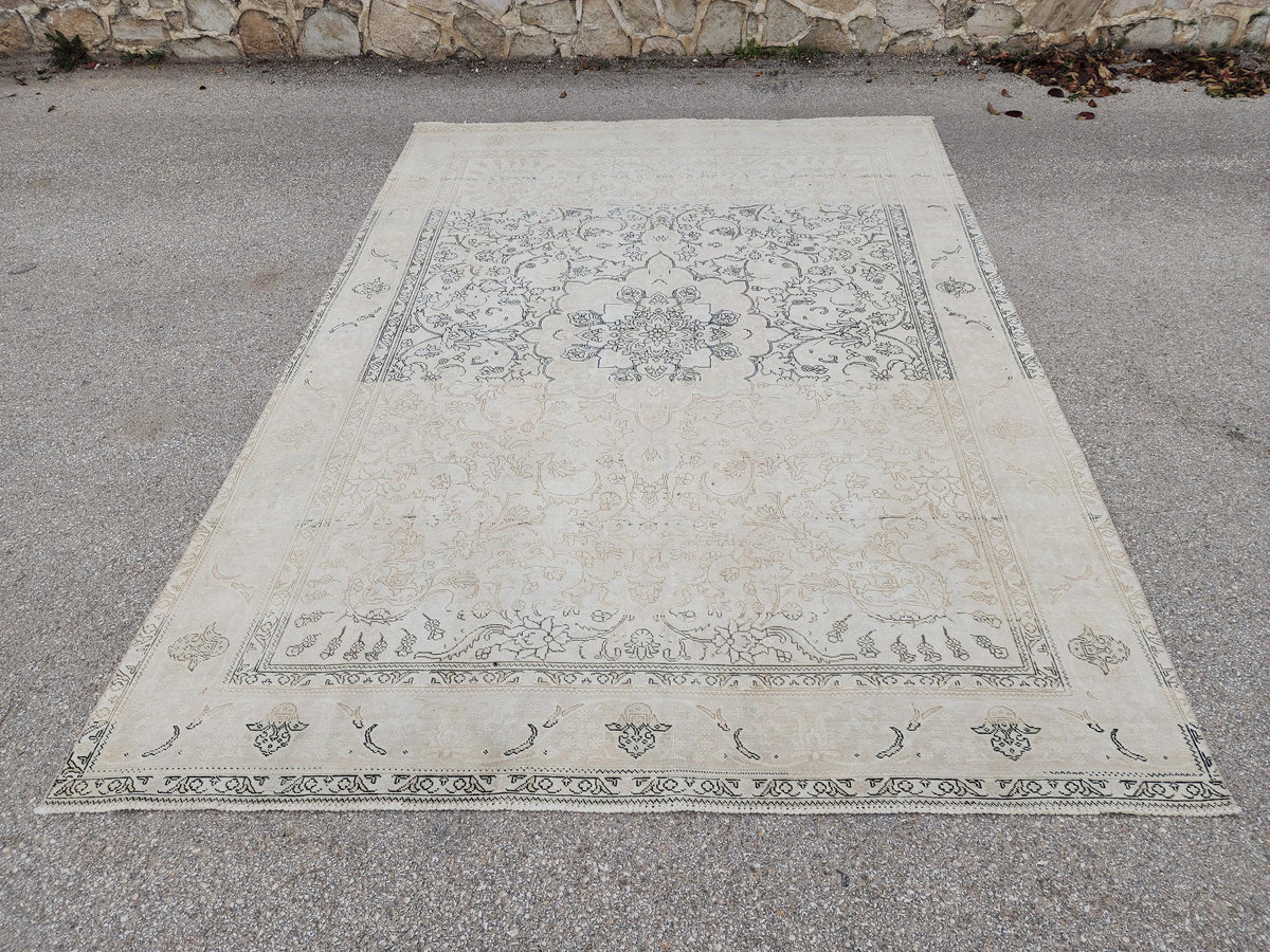 Beige Vintage Rug, 9×12, Hand-Knotted Oriental, Traditional Turkish Living Room Carpet
