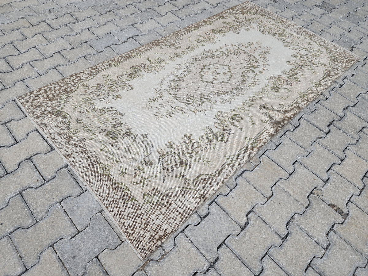 4x7 Vintage Turkish Oushak Rug: Handwoven Wool & Cotton