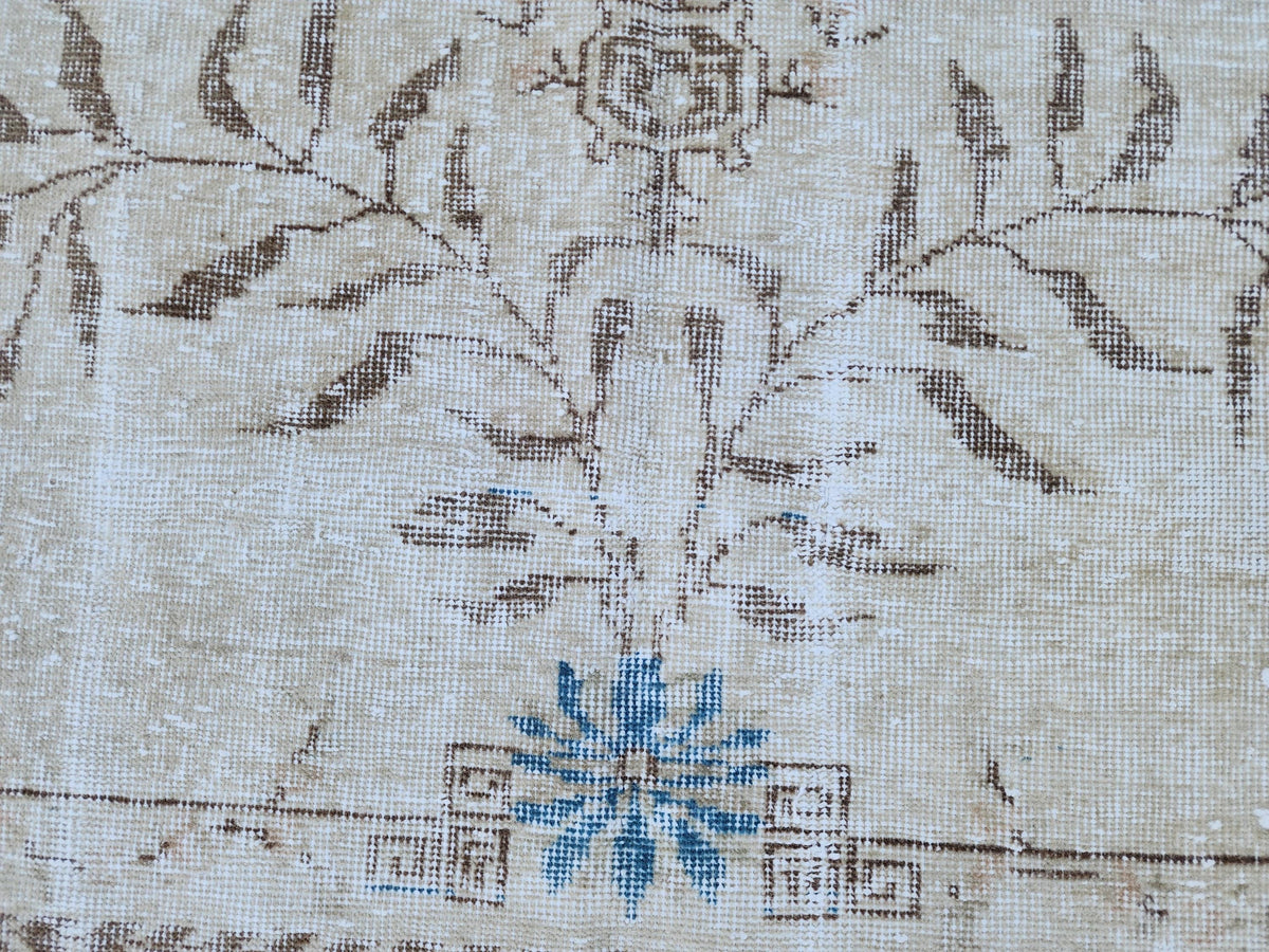 7x10 Hand-Knotted Wool Oushak Rug: Turkish Beige Distressed Carpet