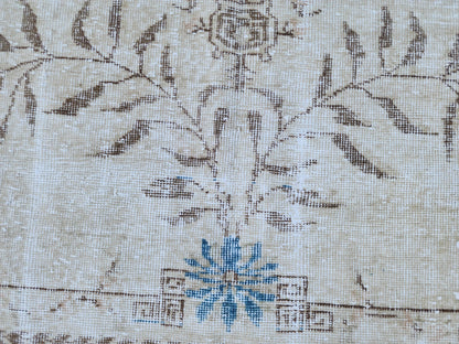 7x10 Hand-Knotted Wool Oushak Rug: Turkish Beige Distressed Carpet
