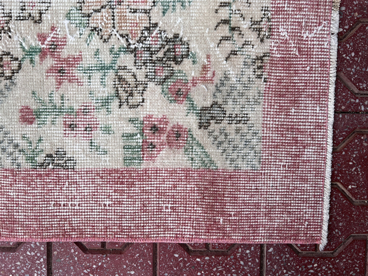 Handwoven Turkish Oushak Rug: 3.8x6.5, Wool & Cotton Floral Rug