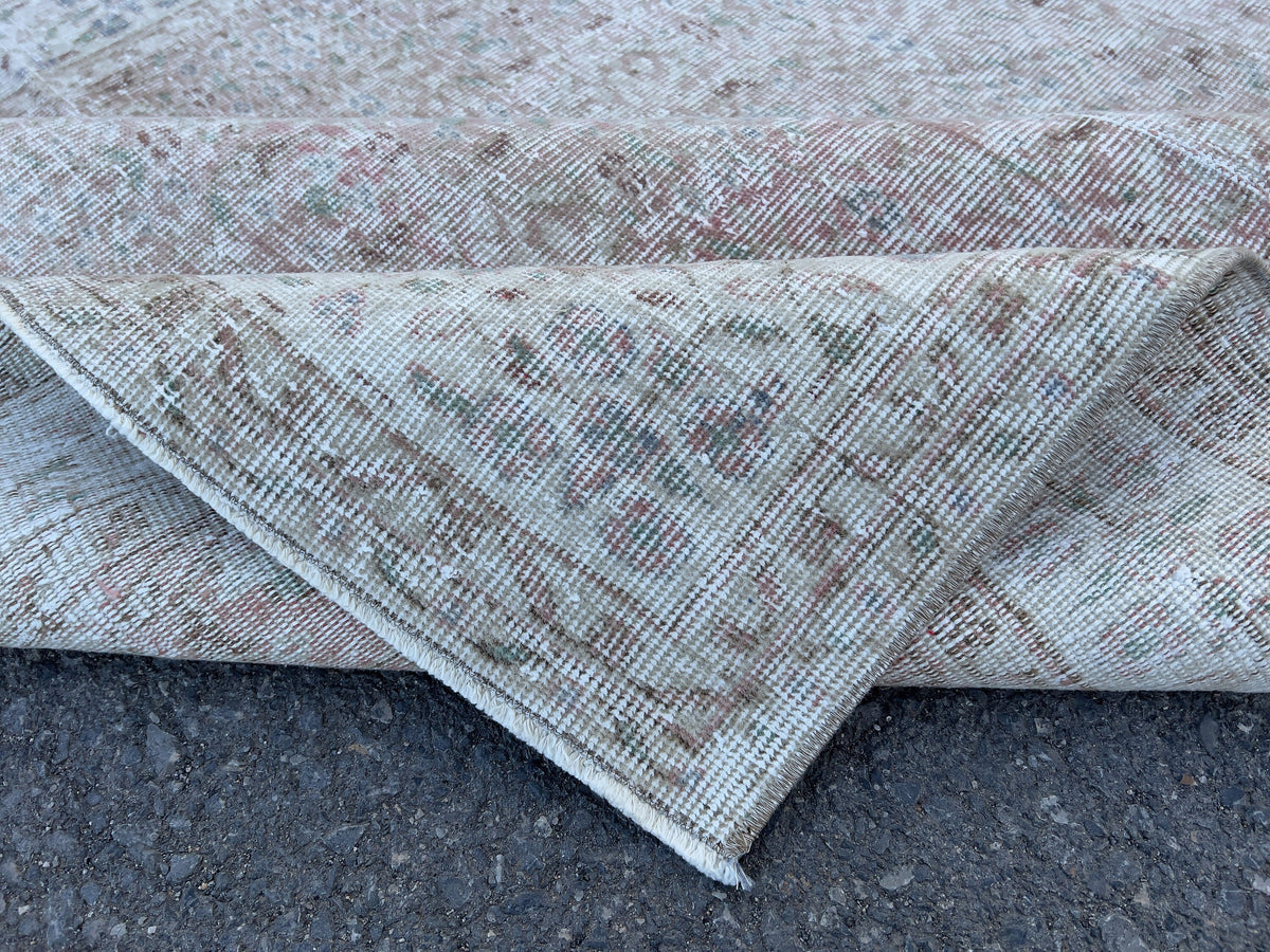 Handmade Wool Oushak Rug 5x9: Muted Red, Century Modern