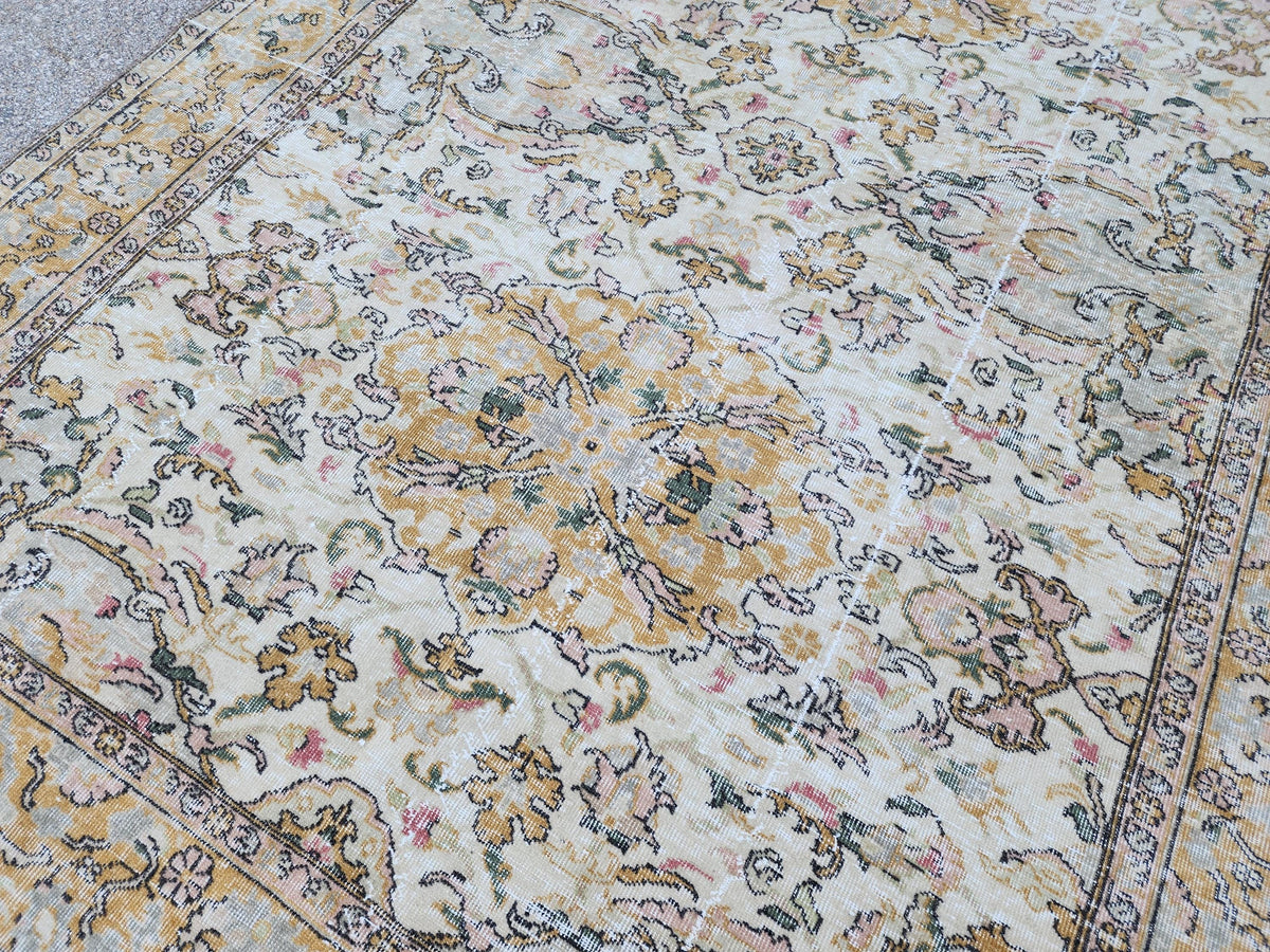 6x9 Oushak Rug: Handwoven Turkish Wool Rug, Neutral Floral Design