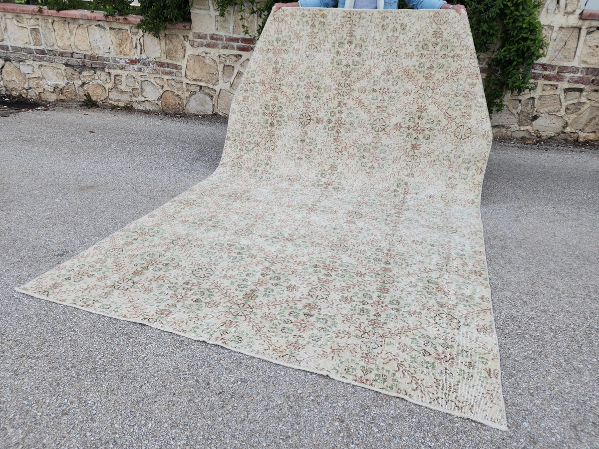 Wool Oushak Rug 6x9: Handwoven Turkish Beige Geometric Rug