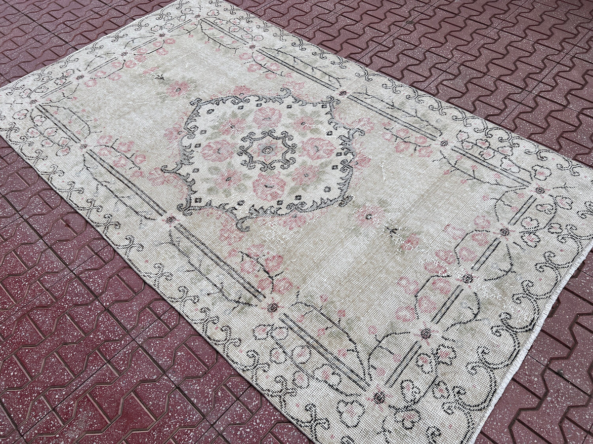 Handwoven Turkish Oushak Rug: 50/50 Wool Cotton Blend