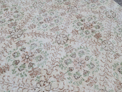 Wool Oushak Rug 6x9: Handwoven Turkish Beige Geometric Rug