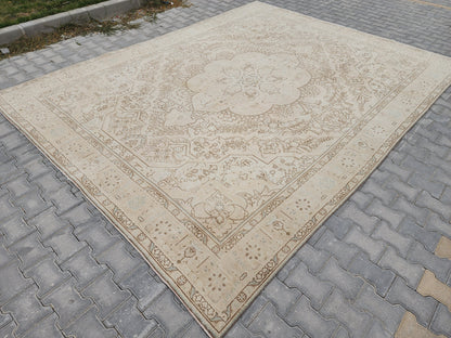 9x12 Vintage Turkish Wool Rug: Handmade Grey Cream Persian Rug