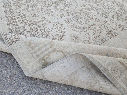 9x12 Neutral Wool Vintage Rug, Hand Knotted, Floral Persian Design