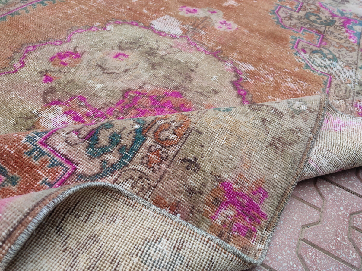 Handwoven Oushak Loom Rug 4x7: Turkish Bohemian Decor