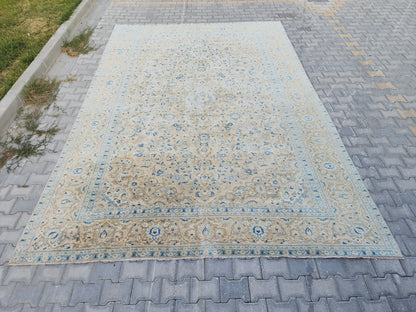 Oversized Vintage Rug 9x13: Hand Knotted Wool, Neutral Blue & Cream