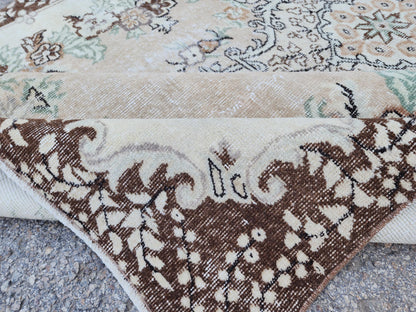 Hand Made Rug 5.7 x 9 ft, Turkish Hand Made Oushaj Design, Dining Room Decor