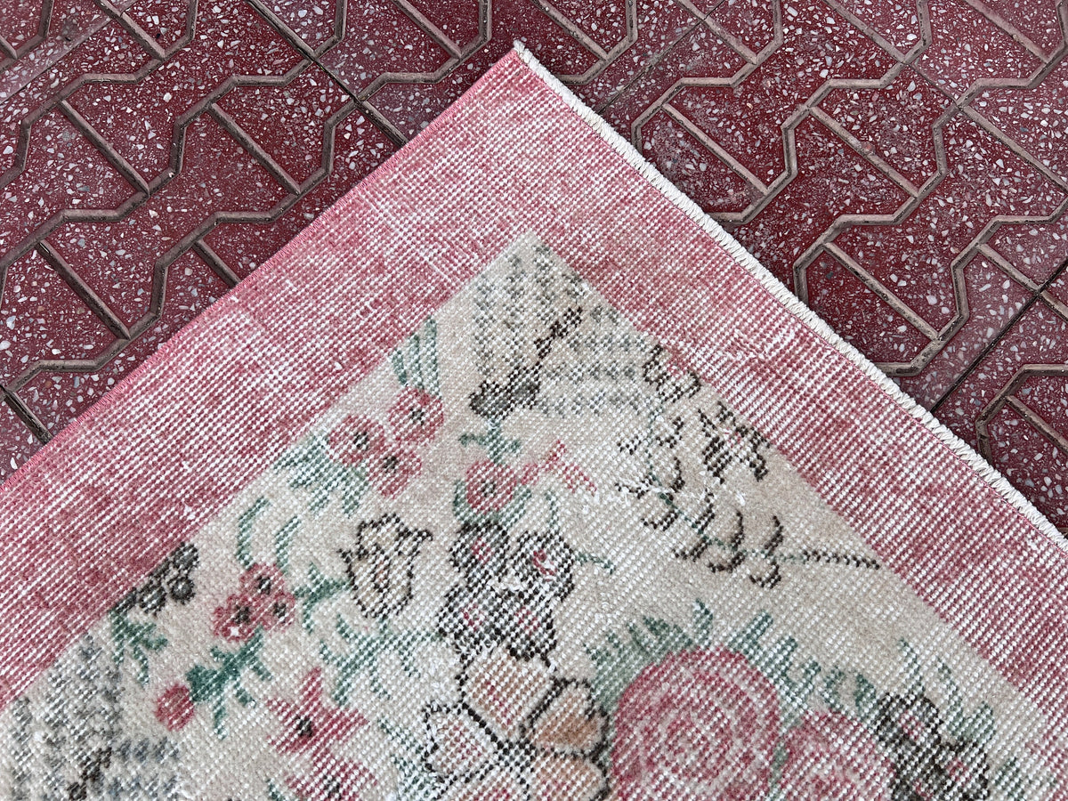 Handwoven Turkish Oushak Rug: 3.8x6.5, Wool & Cotton Floral Rug