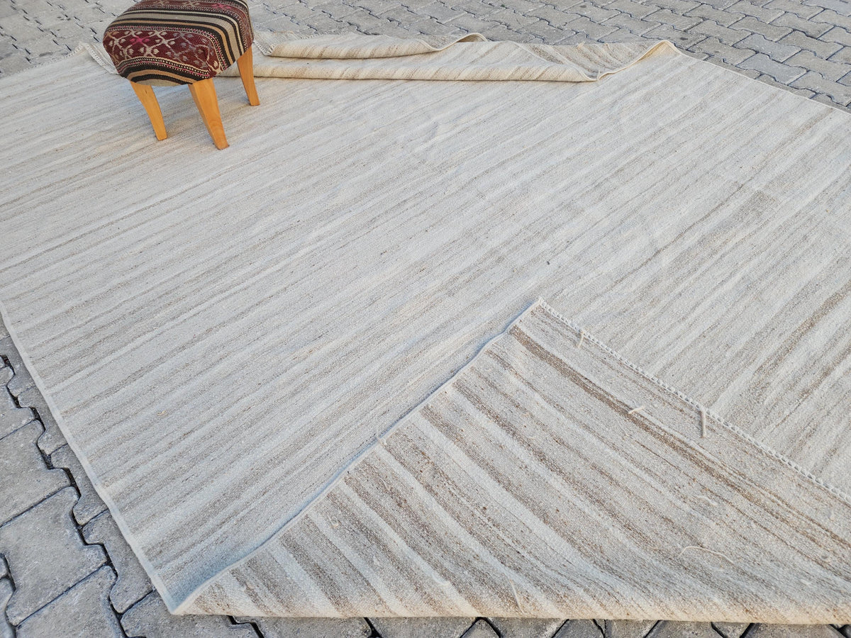 Handwoven Turkish Kilim Rug 8x11: Neutral Wool, Rustic Decor