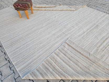 Handwoven Turkish Kilim Rug 8x11: Neutral Wool, Rustic Decor