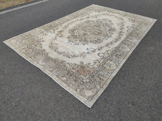 6x9 Hand-Knotted Rug, Beige Wool Vintage Area Carpet, Neutral Living Room Decor