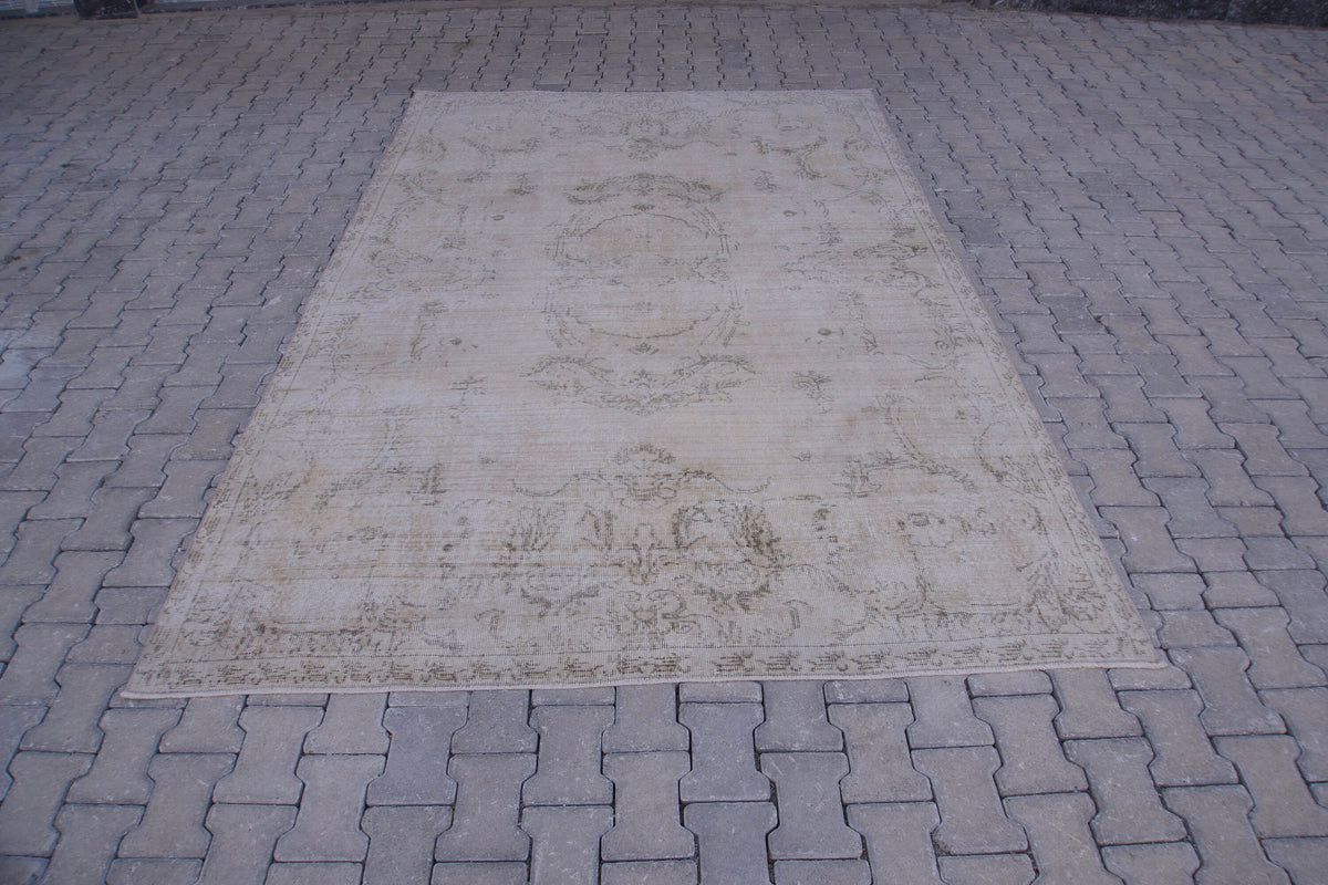 Hand Woven Rug 7x10, Neutral Wool, Farmhouse Decor