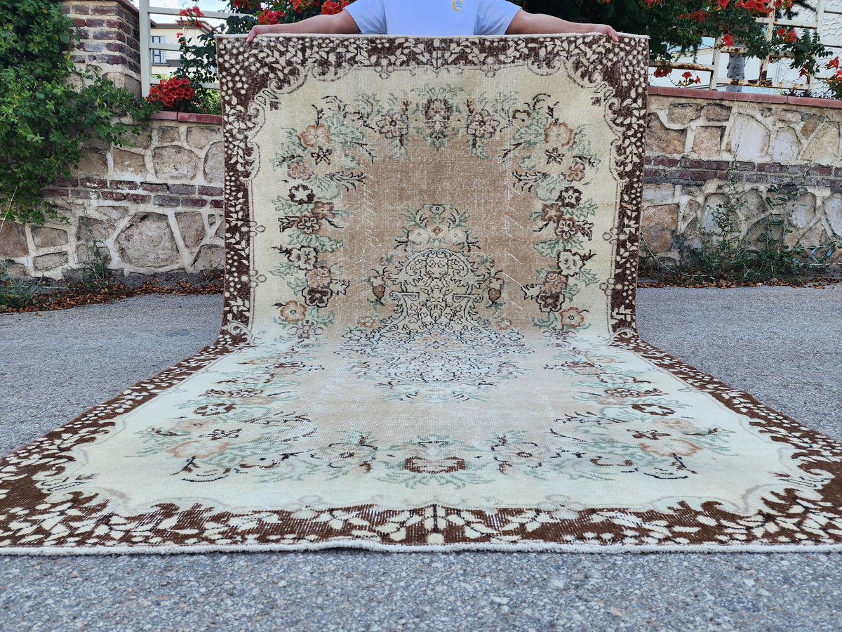 Hand Made Rug 5.7 x 9 ft, Turkish Hand Made Oushaj Design, Dining Room Decor