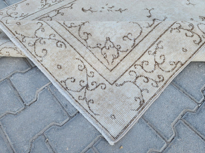 Handwoven Turkish Oushak Rug 4x7: Beige Wool, Bohemian Style