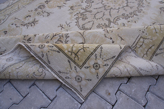 6x10 Vintage Rug, Turkish Hand Made, Oushak Design, small Living Room Decor