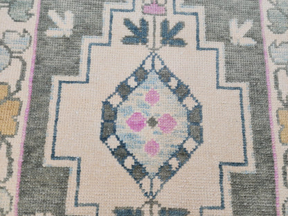 3x5 Oushak Rug: Handwoven Up Cycled Wool, Green Beige Medallion