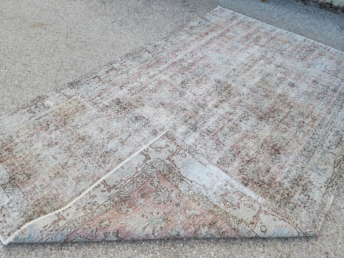 Vintage Oushak Rug 5x8: Handwoven Turkish Wool, Neutral Farmhouse Style