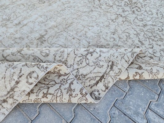 6x9 Vintage Oushak Rug: Hand-Knotted Neutral Bohemian Rug