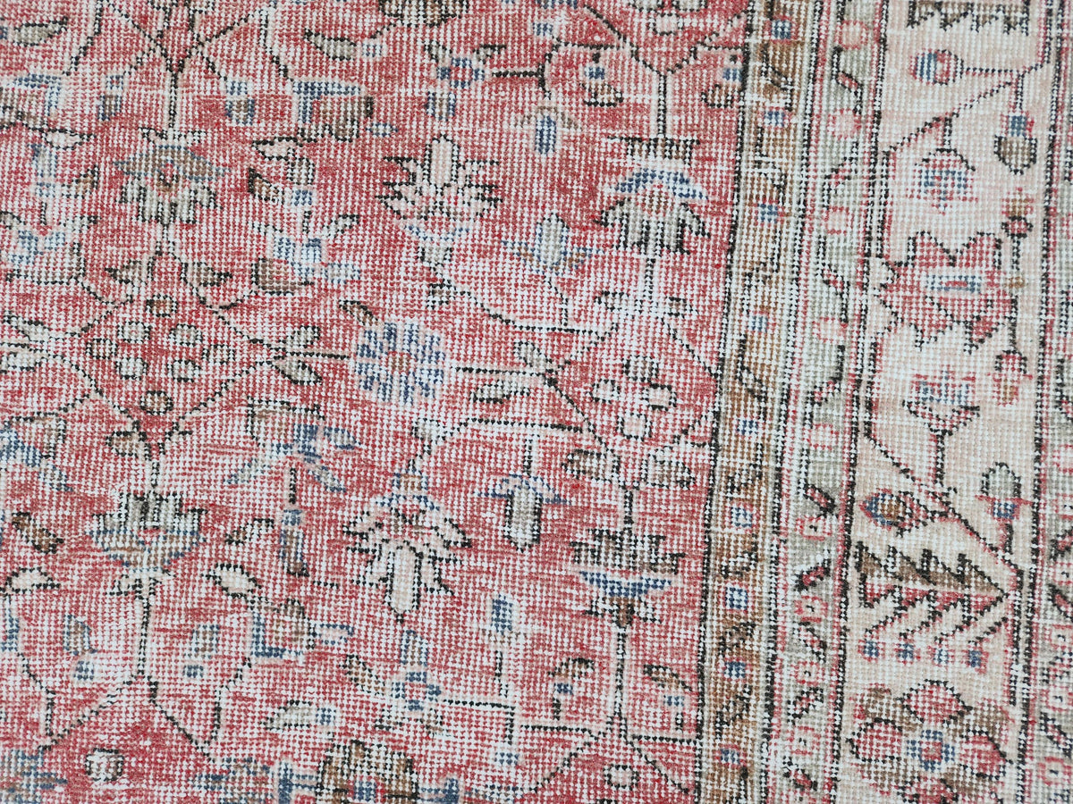 Vintage Oushak Rug 7x10: Handwoven Turkish Wool, Faded Red Farmhouse Style