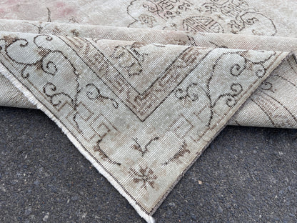 Hand Knotted Oushak Wool Rug 7x10: Neutral Oriental Decor