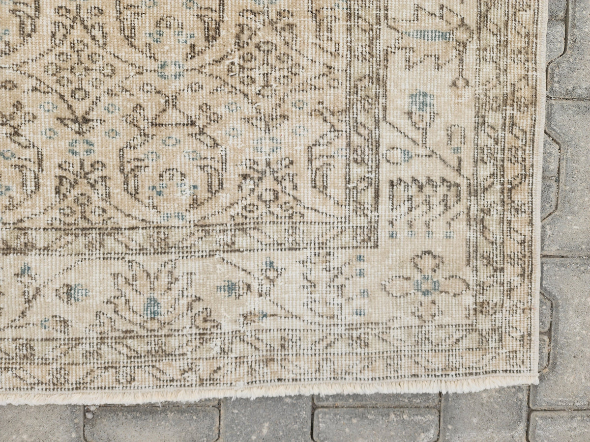 Handwoven Turkish Oushak Rug: 5x9 Wool & Cotton Area Rug