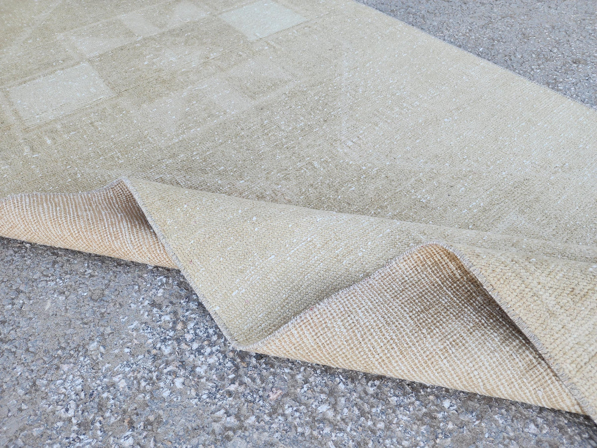 3x11 Neutral Turkish wool Runner: Hand Made Geometric Design