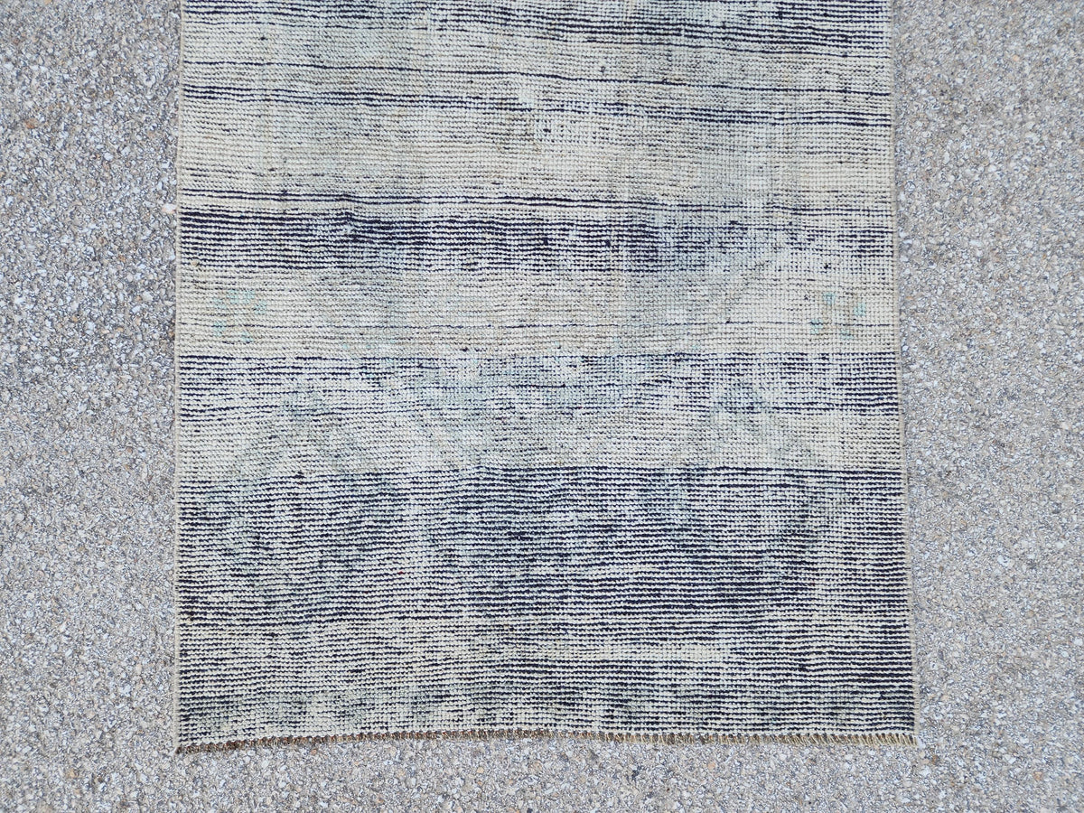 3x11 Vintage Gray Wool Runner Rug: Hand Knotted Hallway Carpet