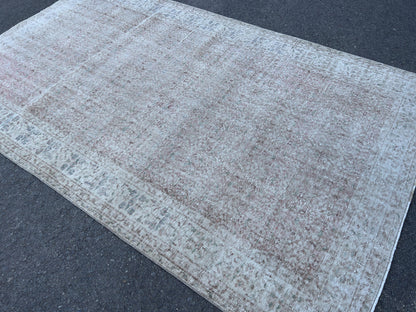Handmade Wool Oushak Rug 5x9: Muted Red, Century Modern
