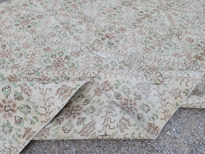 Wool Oushak Rug 6x9: Handwoven Turkish Beige Geometric Rug