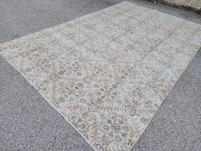 Wool Oushak Rug 6x9: Handwoven Turkish Beige Geometric Rug