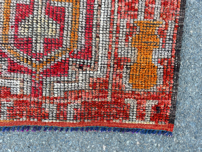 Vintage Herki Runner Rug 3x9: Handcrafted Bohemian Hallway Rug