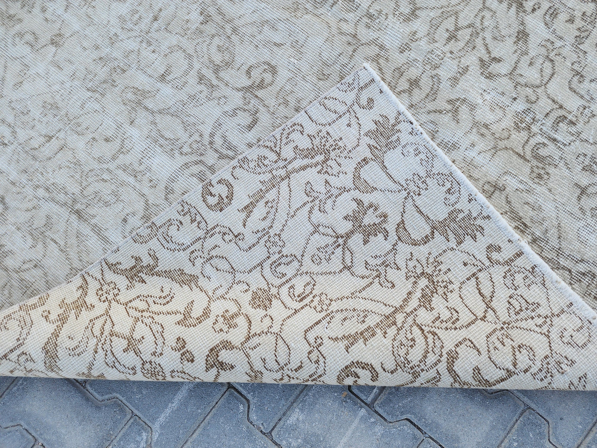 6x9 Vintage Oushak Rug: Hand-Knotted Neutral Bohemian Rug