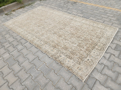 Handwoven Turkish Oushak Rug: 5x9 Wool & Cotton Area Rug